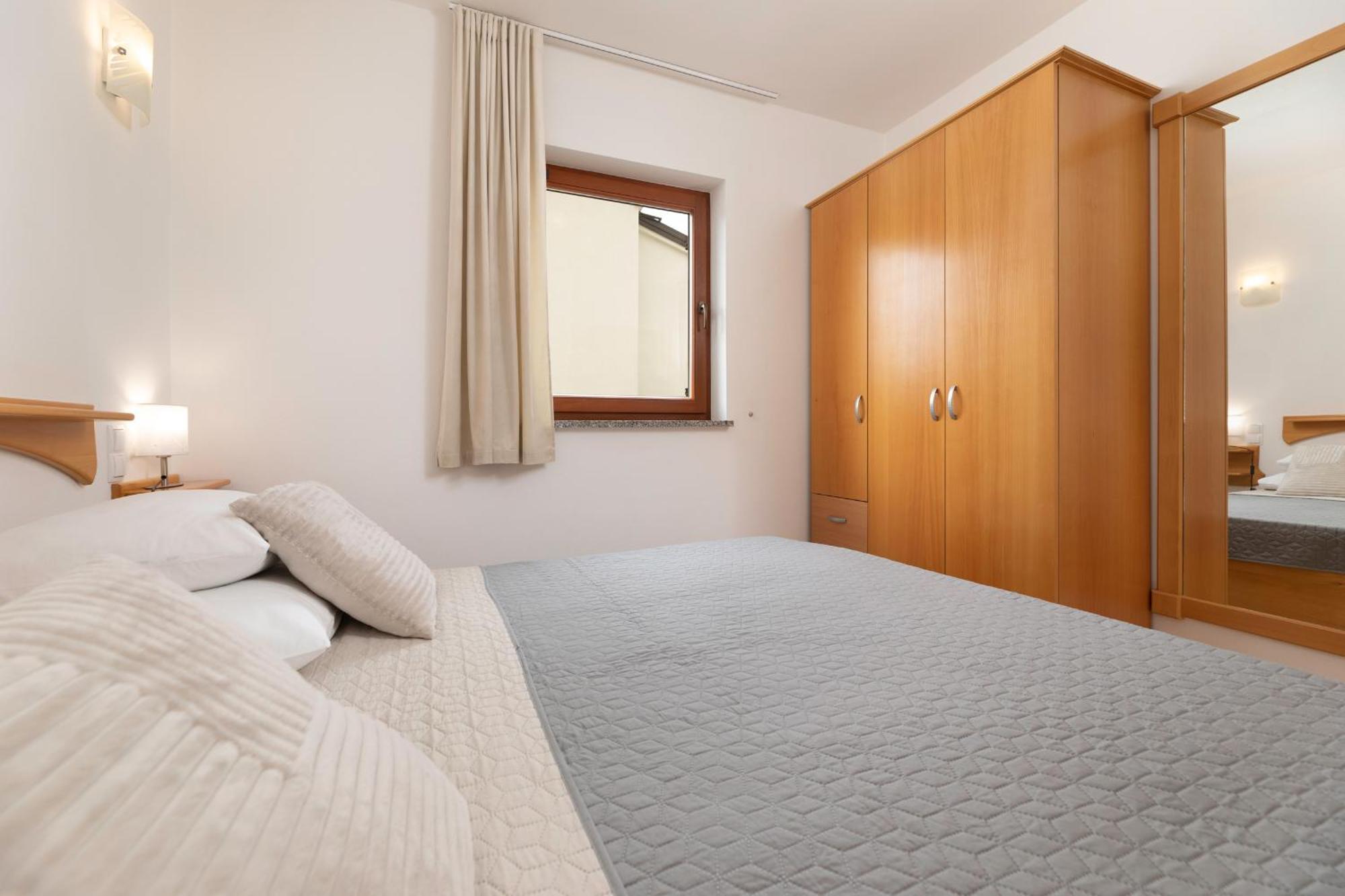 Apartments Kvarner Малинська Екстер'єр фото